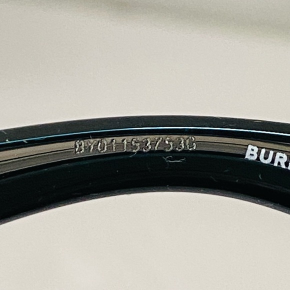 💯 - NEW Burberry BE4344 Daisy 300187 Black Dark Gray Square Women Sunglasses - Picture 13 of 15